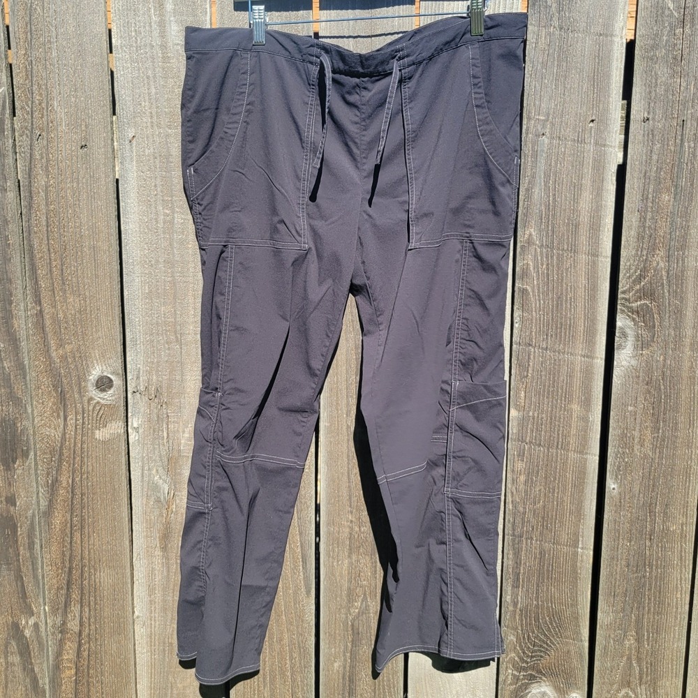 Lucy Black Classic Studio Cargo Hiking Pants Size L Short‎ Drawstring Outdoor